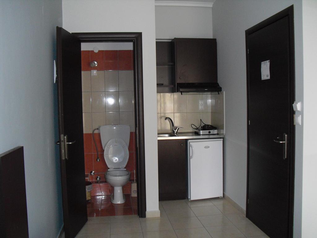 Hotel Dioni Paralía Pokoj fotografie