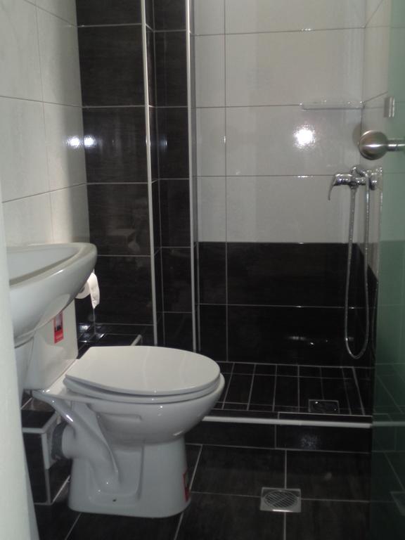Hotel Dioni Paralía Pokoj fotografie